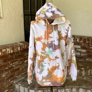 EUC Tye Die Hoodie Size M